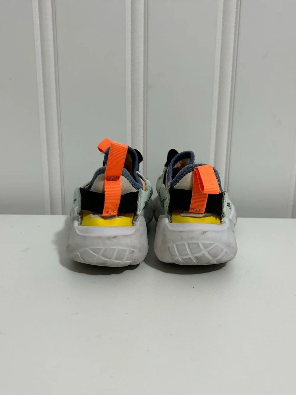 Nike flex runner Kids' Slip-On Athletic Shoes in Light Mint and Black orange